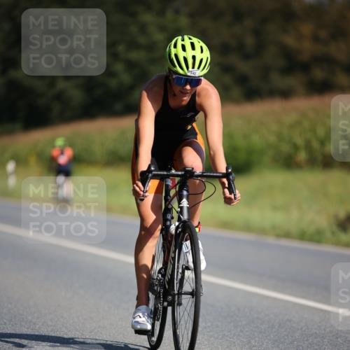 01.09.2024 - 17. Tribühne Triathlon H.Heesch http://msf.ph/oto/6943585 01.09.2024 11:33:10 Radfahren 328, 340, 443, 454, 541, 542, 543 meine-sportfotos.de