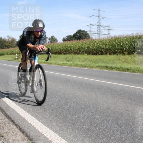 01.09.2024 - 17. Tribühne Triathlon H.Heesch http://msf.ph/oto/6943618 01.09.2024 11:36:52 Radfahren 395, 485, 486 meine-sportfotos.de