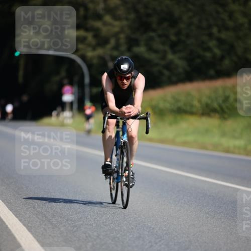 01.09.2024 - 17. Tribühne Triathlon H.Heesch http://msf.ph/oto/6943620 01.09.2024 11:33:15 Radfahren 340, 443, 454, 501, 541, 543 meine-sportfotos.de