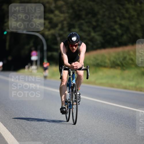 01.09.2024 - 17. Tribühne Triathlon H.Heesch http://msf.ph/oto/6943623 01.09.2024 11:33:15 Radfahren 340, 443, 454, 501, 541, 543 meine-sportfotos.de