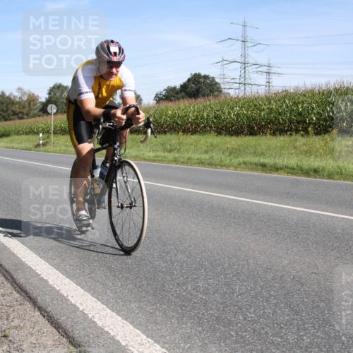 01.09.2024 - 17. Tribühne Triathlon H.Heesch http://msf.ph/oto/6943659 01.09.2024 11:37:32 Radfahren 404, 454, 474, 495 meine-sportfotos.de