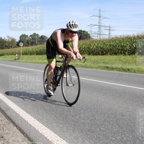 01.09.2024 - 17. Tribühne Triathlon H.Heesch http://msf.ph/oto/6943791 01.09.2024 11:40:15 Radfahren 484, 507 meine-sportfotos.de