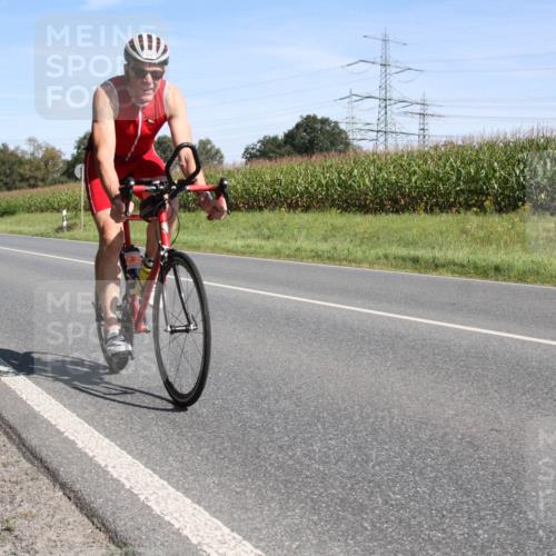 01.09.2024 - 17. Tribühne Triathlon H.Heesch http://msf.ph/oto/6943802 01.09.2024 11:40:31 Radfahren 363, 378, 487 meine-sportfotos.de