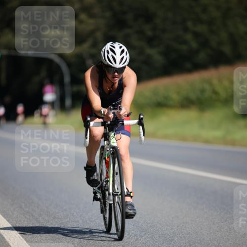 01.09.2024 - 17. Tribühne Triathlon H.Heesch http://msf.ph/oto/6943808 01.09.2024 11:34:42 Radfahren 308, 348, 387, 428, 521 meine-sportfotos.de