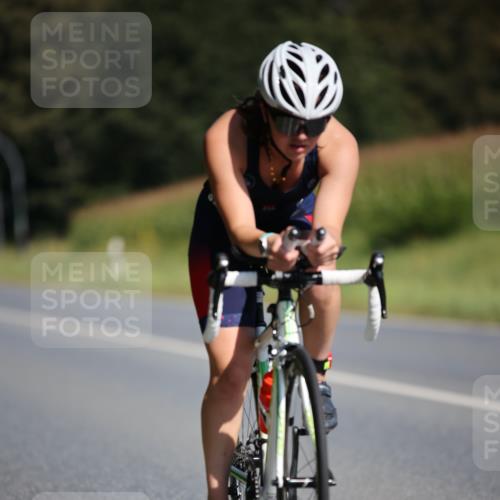 01.09.2024 - 17. Tribühne Triathlon H.Heesch http://msf.ph/oto/6943824 01.09.2024 11:34:43 Radfahren 308, 348, 387, 428, 521 meine-sportfotos.de