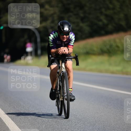 01.09.2024 - 17. Tribühne Triathlon H.Heesch http://msf.ph/oto/6943848 01.09.2024 11:34:49 Radfahren 308, 322, 428, 521 meine-sportfotos.de