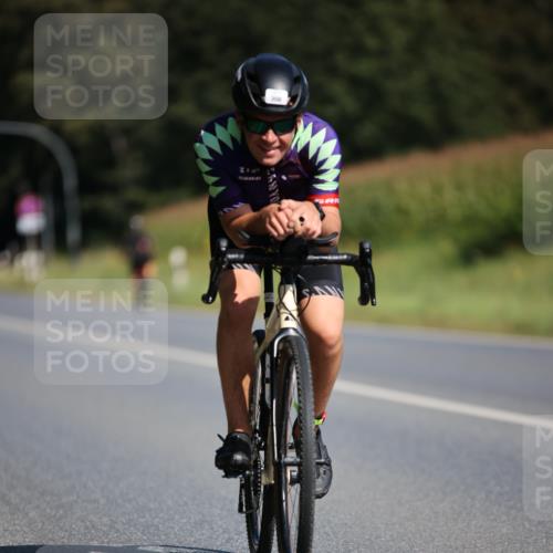 01.09.2024 - 17. Tribühne Triathlon H.Heesch http://msf.ph/oto/6943861 01.09.2024 11:34:49 Radfahren 308, 322, 428, 521 meine-sportfotos.de