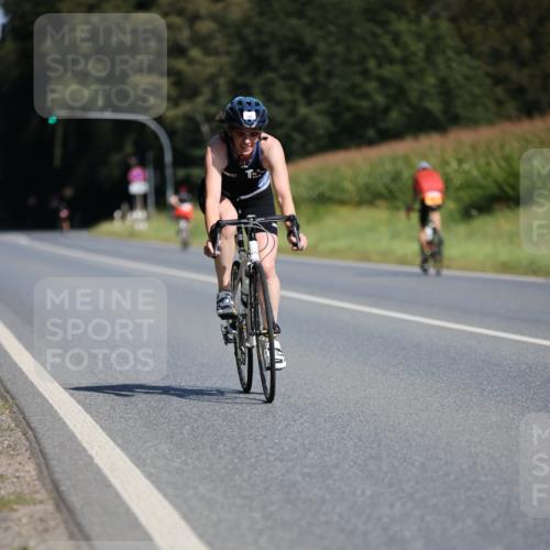 01.09.2024 - 17. Tribühne Triathlon H.Heesch http://msf.ph/oto/6943869 01.09.2024 11:35:03 Radfahren 324, 386, 451, 510 meine-sportfotos.de