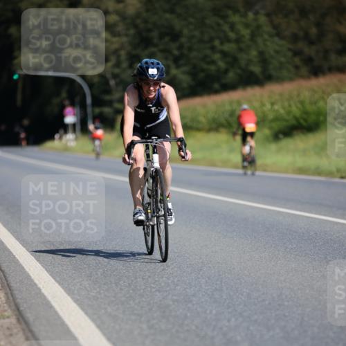 01.09.2024 - 17. Tribühne Triathlon H.Heesch http://msf.ph/oto/6943872 01.09.2024 11:35:03 Radfahren 324, 386, 451, 510 meine-sportfotos.de