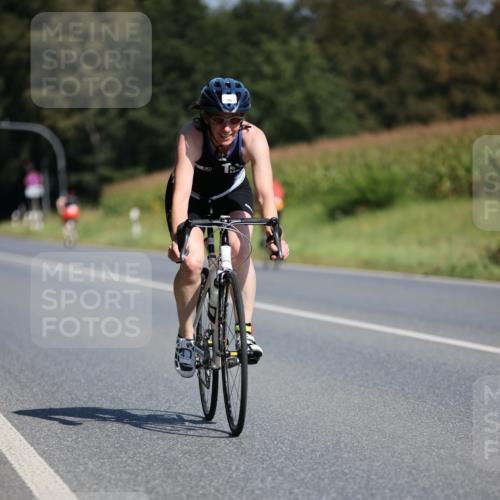 01.09.2024 - 17. Tribühne Triathlon H.Heesch http://msf.ph/oto/6943881 01.09.2024 11:35:03 Radfahren 324, 386, 451, 510 meine-sportfotos.de