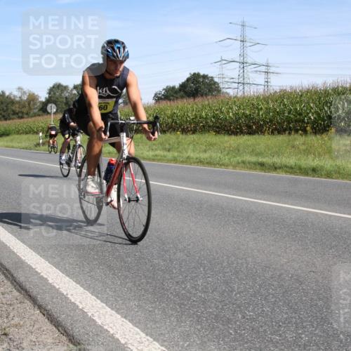 01.09.2024 - 17. Tribühne Triathlon H.Heesch http://msf.ph/oto/6943914 01.09.2024 11:42:33 Radfahren 60, 509, 512, 555 meine-sportfotos.de