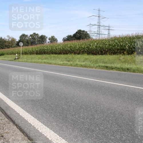 01.09.2024 - 17. Tribühne Triathlon H.Heesch http://msf.ph/oto/6943926 01.09.2024 11:42:41 Radfahren 499, 500, 504, 551 meine-sportfotos.de