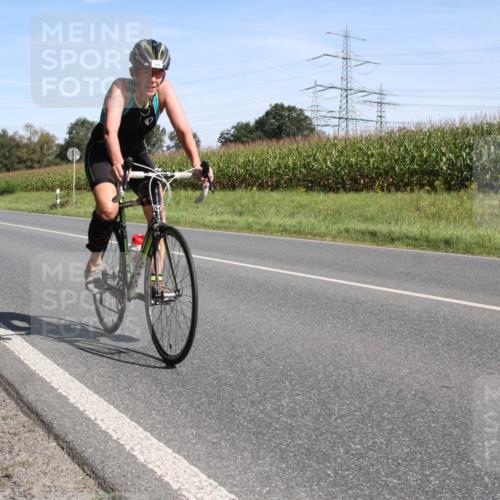 01.09.2024 - 17. Tribühne Triathlon H.Heesch http://msf.ph/oto/6943946 01.09.2024 11:43:15 Radfahren 408, 553 meine-sportfotos.de