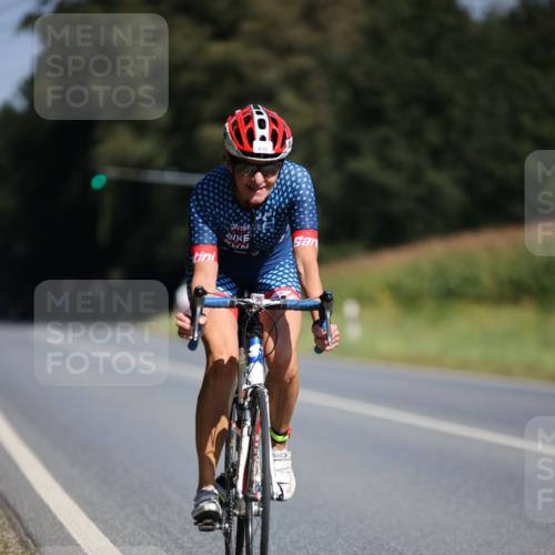 01.09.2024 - 17. Tribühne Triathlon H.Heesch http://msf.ph/oto/6943977 01.09.2024 11:36:00 Radfahren 394, 425, 430, 534 meine-sportfotos.de