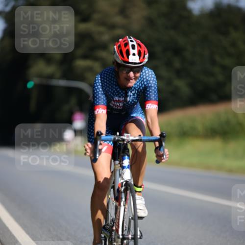 01.09.2024 - 17. Tribühne Triathlon H.Heesch http://msf.ph/oto/6943984 01.09.2024 11:36:00 Radfahren 394, 425, 430, 534 meine-sportfotos.de