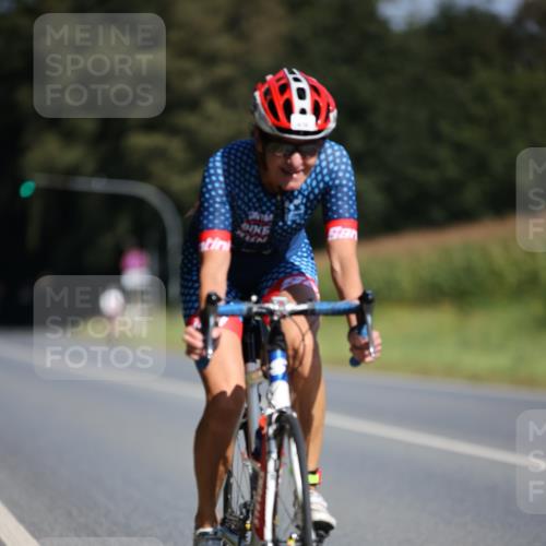01.09.2024 - 17. Tribühne Triathlon H.Heesch http://msf.ph/oto/6943987 01.09.2024 11:36:00 Radfahren 394, 425, 430, 534 meine-sportfotos.de