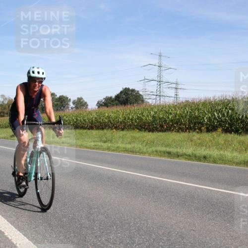 01.09.2024 - 17. Tribühne Triathlon H.Heesch http://msf.ph/oto/6943997 01.09.2024 11:44:29 Radfahren 465, 471, 518, 531, 562 meine-sportfotos.de