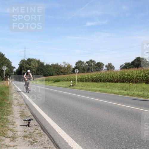 01.09.2024 - 17. Tribühne Triathlon H.Heesch http://msf.ph/oto/6944015 01.09.2024 11:44:46 Radfahren 358, 364, 480, 523, 524 meine-sportfotos.de