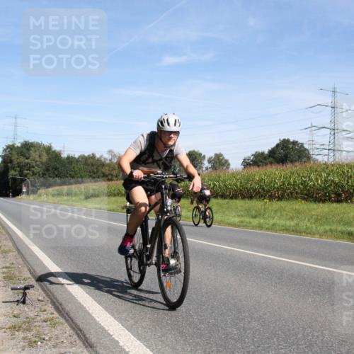 01.09.2024 - 17. Tribühne Triathlon H.Heesch http://msf.ph/oto/6944019 01.09.2024 11:44:47 Radfahren 358, 364, 480, 523, 524 meine-sportfotos.de