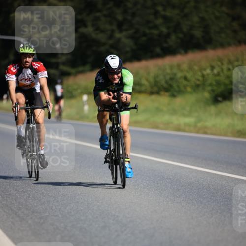 01.09.2024 - 17. Tribühne Triathlon H.Heesch http://msf.ph/oto/6944133 01.09.2024 11:36:33 Radfahren 309, 330, 341, 409, 475, 545 meine-sportfotos.de