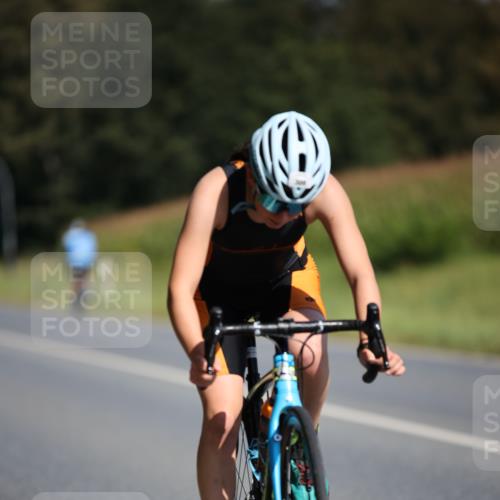 01.09.2024 - 17. Tribühne Triathlon H.Heesch http://msf.ph/oto/6944227 01.09.2024 11:36:40 Radfahren 309, 341, 395, 398, 409 meine-sportfotos.de