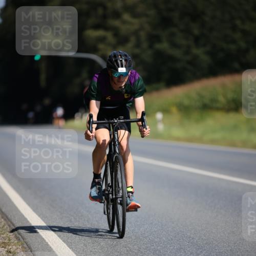 01.09.2024 - 17. Tribühne Triathlon H.Heesch http://msf.ph/oto/6944233 01.09.2024 11:36:43 Radfahren 309, 341, 395, 398, 486 meine-sportfotos.de