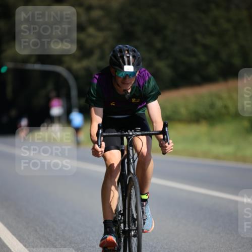 01.09.2024 - 17. Tribühne Triathlon H.Heesch http://msf.ph/oto/6944247 01.09.2024 11:36:43 Radfahren 309, 341, 395, 398, 486 meine-sportfotos.de