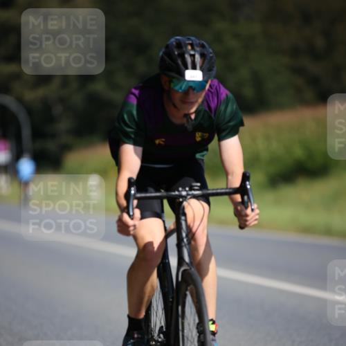 01.09.2024 - 17. Tribühne Triathlon H.Heesch http://msf.ph/oto/6944255 01.09.2024 11:36:43 Radfahren 309, 341, 395, 398, 486 meine-sportfotos.de