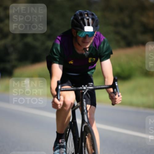 01.09.2024 - 17. Tribühne Triathlon H.Heesch http://msf.ph/oto/6944258 01.09.2024 11:36:44 Radfahren 341, 395, 398, 486 meine-sportfotos.de