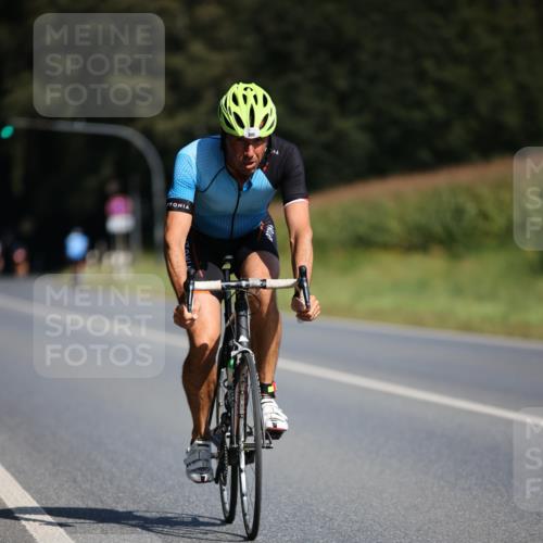 01.09.2024 - 17. Tribühne Triathlon H.Heesch http://msf.ph/oto/6944270 01.09.2024 11:36:48 Radfahren 395, 485, 486 meine-sportfotos.de