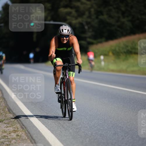 01.09.2024 - 17. Tribühne Triathlon H.Heesch http://msf.ph/oto/6944318 01.09.2024 11:36:58 Radfahren 423, 485, 509 meine-sportfotos.de