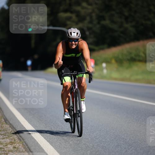 01.09.2024 - 17. Tribühne Triathlon H.Heesch http://msf.ph/oto/6944324 01.09.2024 11:36:58 Radfahren 423, 485, 509 meine-sportfotos.de