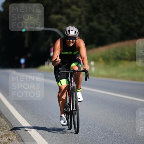 01.09.2024 - 17. Tribühne Triathlon H.Heesch http://msf.ph/oto/6944327 01.09.2024 11:36:58 Radfahren 423, 485, 509 meine-sportfotos.de