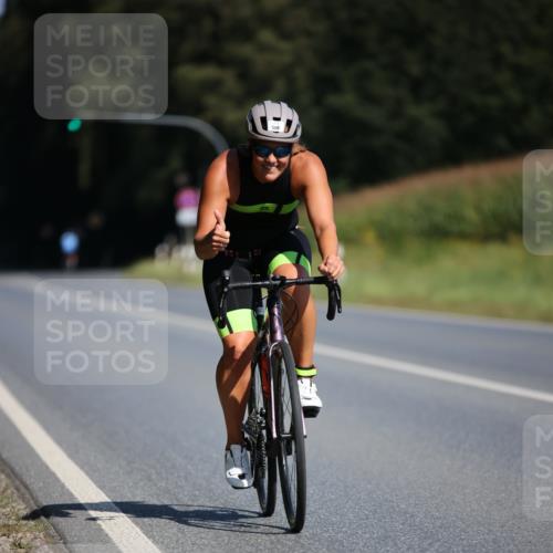 01.09.2024 - 17. Tribühne Triathlon H.Heesch http://msf.ph/oto/6944330 01.09.2024 11:36:58 Radfahren 423, 485, 509 meine-sportfotos.de