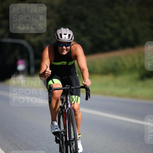 01.09.2024 - 17. Tribühne Triathlon H.Heesch http://msf.ph/oto/6944339 01.09.2024 11:36:58 Radfahren 423, 485, 509 meine-sportfotos.de