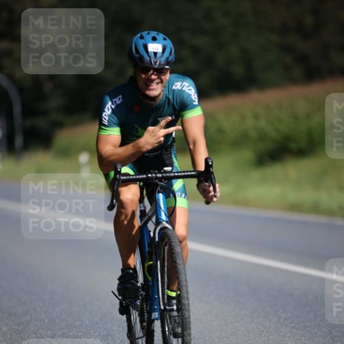 01.09.2024 - 17. Tribühne Triathlon H.Heesch http://msf.ph/oto/6944399 01.09.2024 11:37:05 Radfahren 372, 423, 459, 536 meine-sportfotos.de
