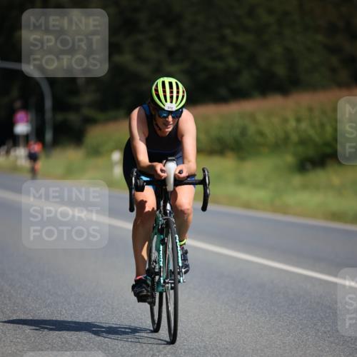01.09.2024 - 17. Tribühne Triathlon H.Heesch http://msf.ph/oto/6944418 01.09.2024 11:37:11 Radfahren 372, 412, 459, 460, 504, 508, 536 meine-sportfotos.de