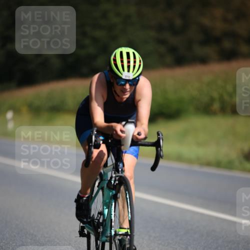 01.09.2024 - 17. Tribühne Triathlon H.Heesch http://msf.ph/oto/6944431 01.09.2024 11:37:11 Radfahren 372, 412, 459, 460, 504, 508, 536 meine-sportfotos.de