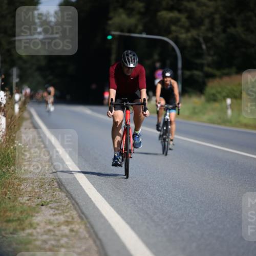 01.09.2024 - 17. Tribühne Triathlon H.Heesch http://msf.ph/oto/6944443 01.09.2024 11:37:16 Radfahren 412, 460, 504, 508, 536, 551 meine-sportfotos.de