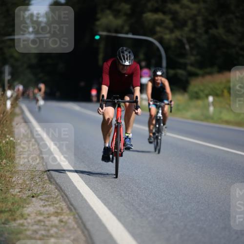 01.09.2024 - 17. Tribühne Triathlon H.Heesch http://msf.ph/oto/6944451 01.09.2024 11:37:16 Radfahren 412, 460, 504, 508, 536, 551 meine-sportfotos.de