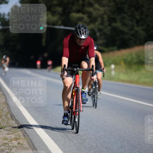 01.09.2024 - 17. Tribühne Triathlon H.Heesch http://msf.ph/oto/6944464 01.09.2024 11:37:17 Radfahren 412, 460, 504, 508, 551 meine-sportfotos.de