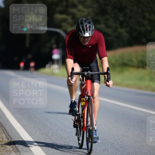 01.09.2024 - 17. Tribühne Triathlon H.Heesch http://msf.ph/oto/6944478 01.09.2024 11:37:17 Radfahren 412, 460, 504, 508, 551 meine-sportfotos.de