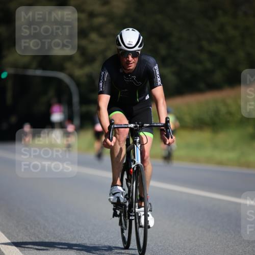 01.09.2024 - 17. Tribühne Triathlon H.Heesch http://msf.ph/oto/6944557 01.09.2024 11:37:28 Radfahren 404, 454, 474, 495, 551 meine-sportfotos.de