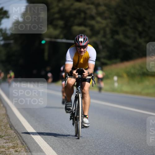 01.09.2024 - 17. Tribühne Triathlon H.Heesch http://msf.ph/oto/6944563 01.09.2024 11:37:31 Radfahren 404, 454, 495 meine-sportfotos.de