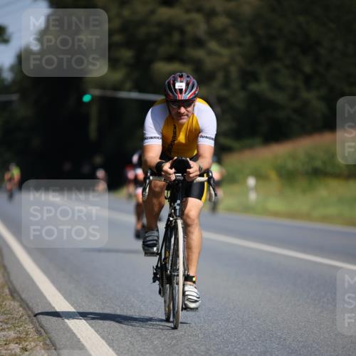 01.09.2024 - 17. Tribühne Triathlon H.Heesch http://msf.ph/oto/6944564 01.09.2024 11:37:31 Radfahren 404, 454, 495 meine-sportfotos.de