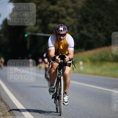 01.09.2024 - 17. Tribühne Triathlon H.Heesch http://msf.ph/oto/6944567 01.09.2024 11:37:31 Radfahren 404, 454, 495 meine-sportfotos.de