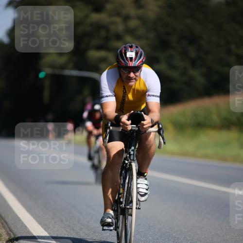 01.09.2024 - 17. Tribühne Triathlon H.Heesch http://msf.ph/oto/6944572 01.09.2024 11:37:32 Radfahren 404, 454, 495 meine-sportfotos.de