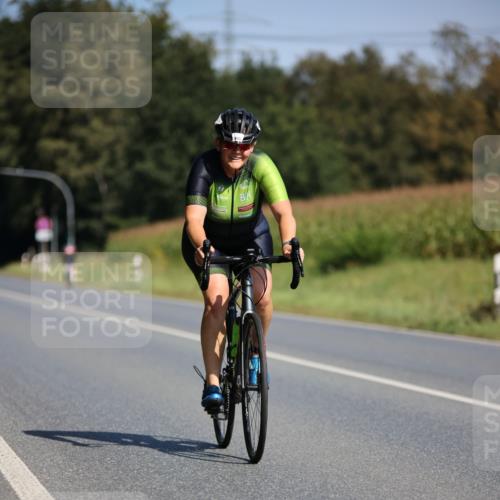 01.09.2024 - 17. Tribühne Triathlon H.Heesch http://msf.ph/oto/6944615 01.09.2024 11:37:43 Radfahren 364, 406, 488 meine-sportfotos.de