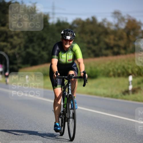 01.09.2024 - 17. Tribühne Triathlon H.Heesch http://msf.ph/oto/6944621 01.09.2024 11:37:43 Radfahren 364, 406, 488 meine-sportfotos.de