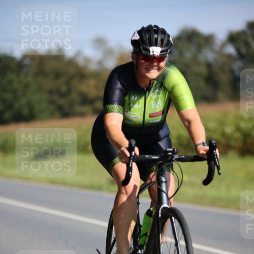 01.09.2024 - 17. Tribühne Triathlon H.Heesch http://msf.ph/oto/6944637 01.09.2024 11:37:43 Radfahren 364, 406, 488 meine-sportfotos.de
